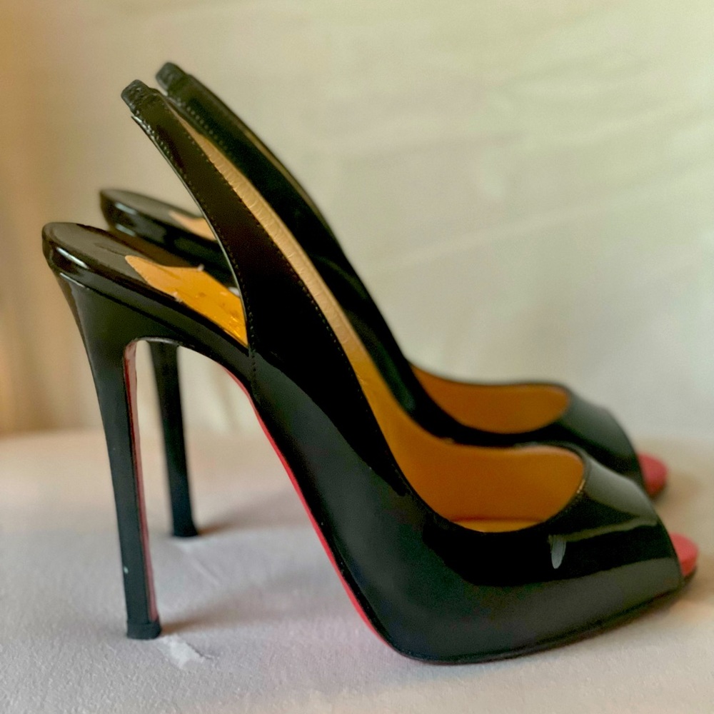 Christian Louboutin Peep Toe Sling Back. Prive Shoes in Black  - EU 37 US 7